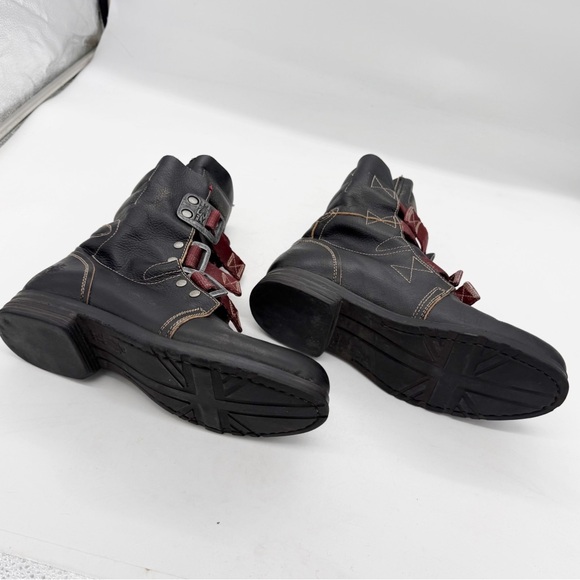 Fly London Stif Military Combat Boots Size 41 Black leather Padded Rustic Goth - Picture 9 of 14